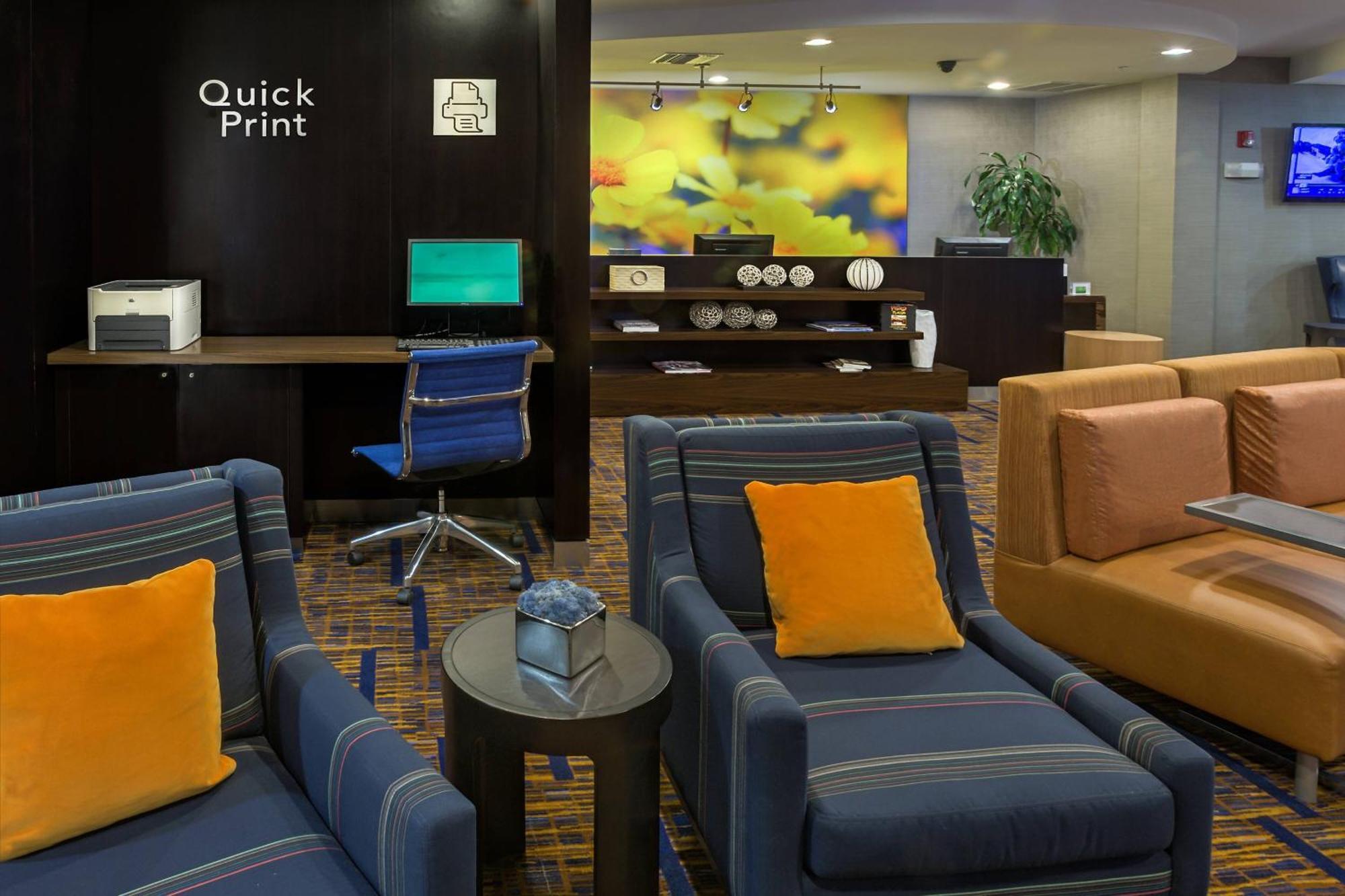 Courtyard By Marriott Panama City Exterior foto